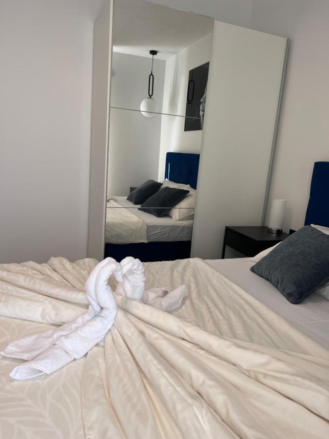 Apartment Nadalina Rogoznica  Kültér fotó